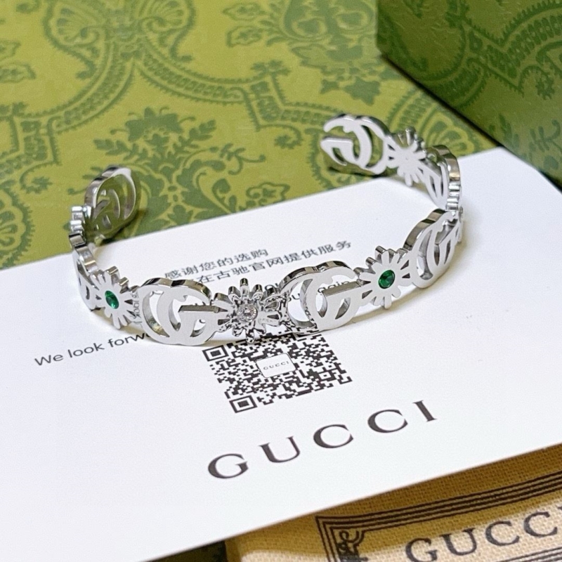 Gvc*1 bracelets